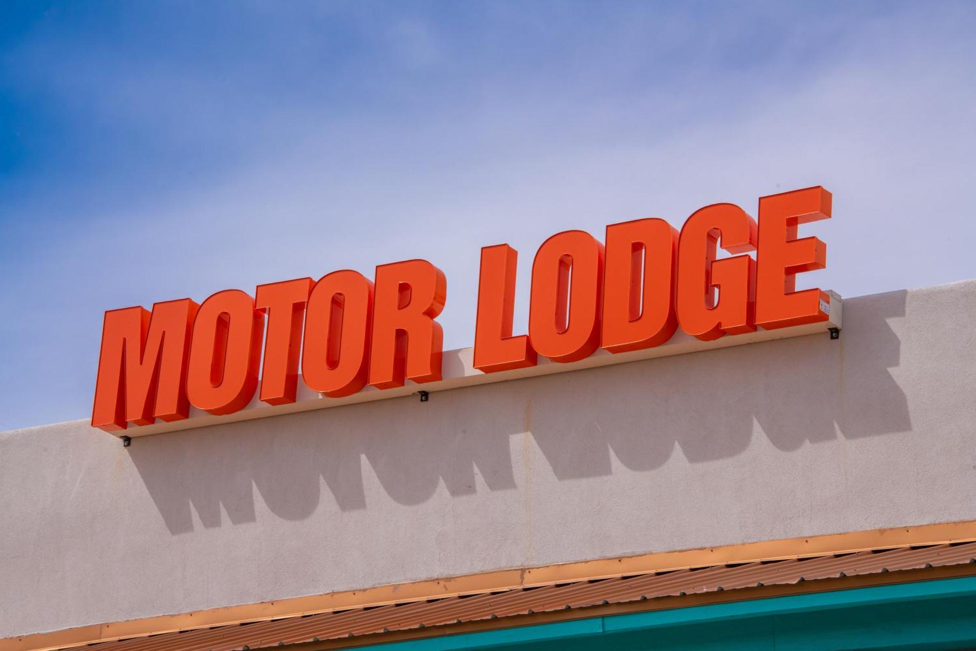 Taos Motor Hotel 3*